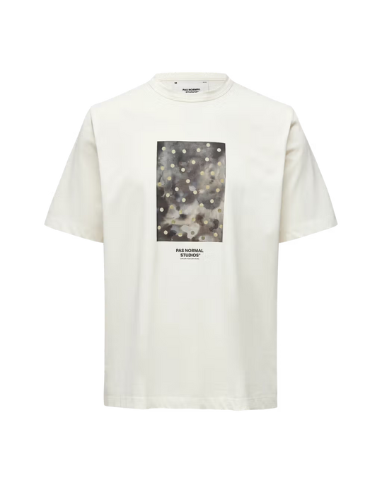 PAS NORMAL STUDIOS Off-Race Tech Graphic - Off White Camiseta